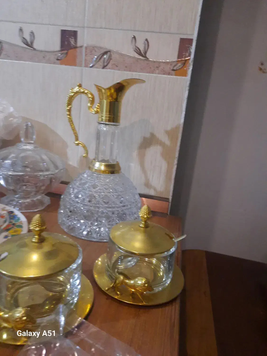 کلکسیون قدیمی|کلکسیون اشیاء عتیقه|رشت, گلزاران|دیوار