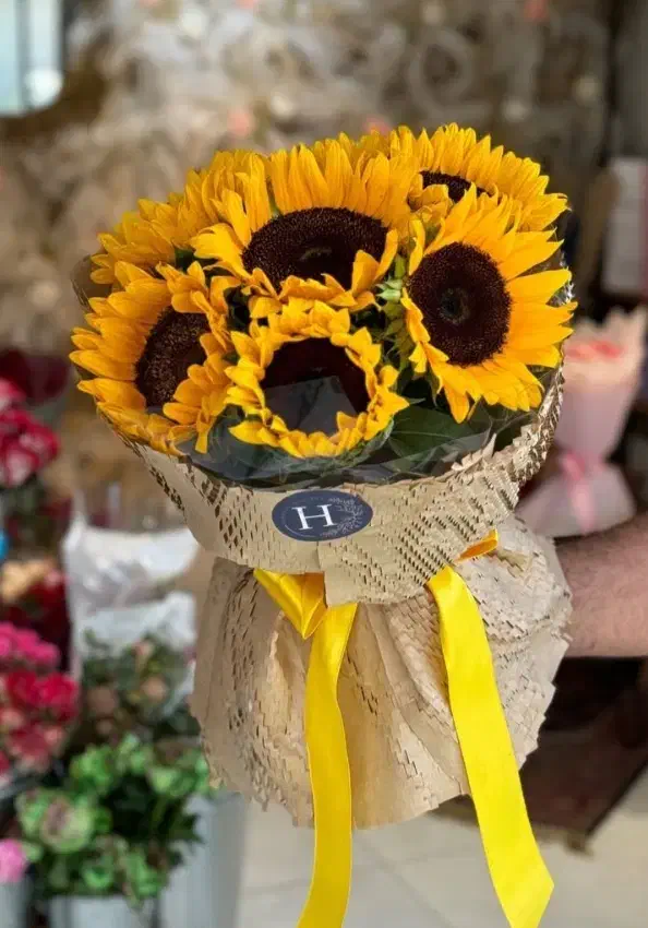 دسته گل آفتابگردون بقچه ایی|گل و گیاه طبیعی|تهران, ورزشگاه آزادی|دیوار