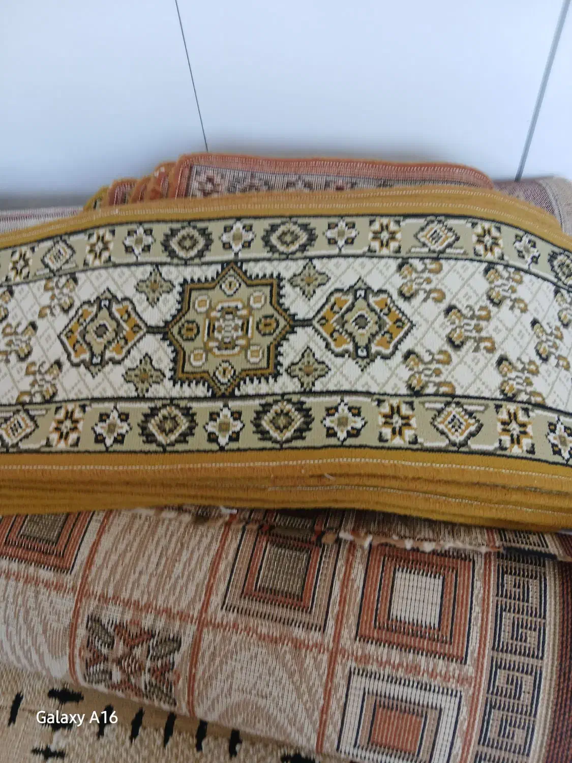 رو پله ای|گلیم، جاجیم، گبه|سیاهکل, |دیوار