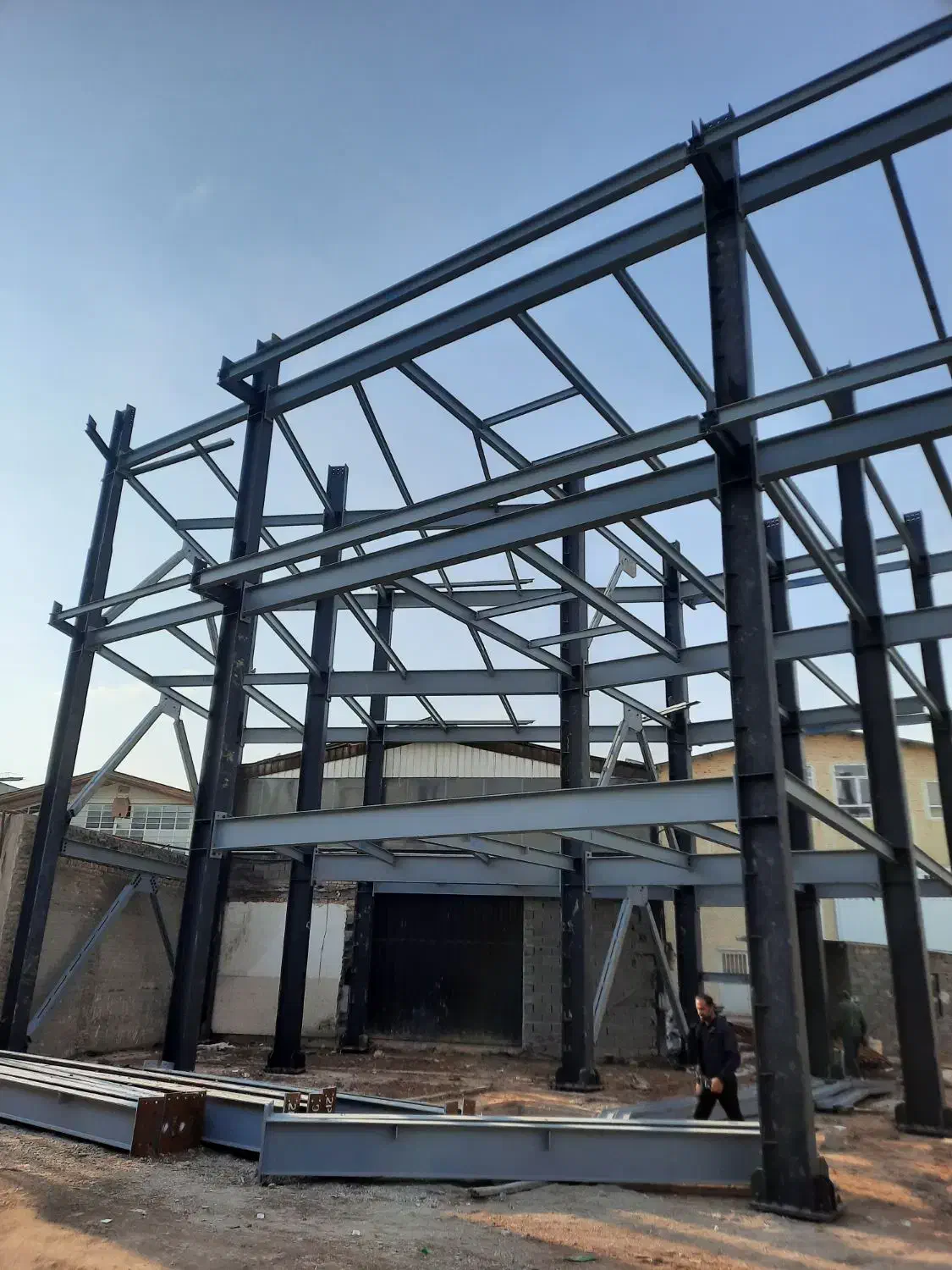 جوشکاری وخورده کاری سیار|خدمات پیشه و مهارت|هشتگرد, هشتگرد قدیم|دیوار