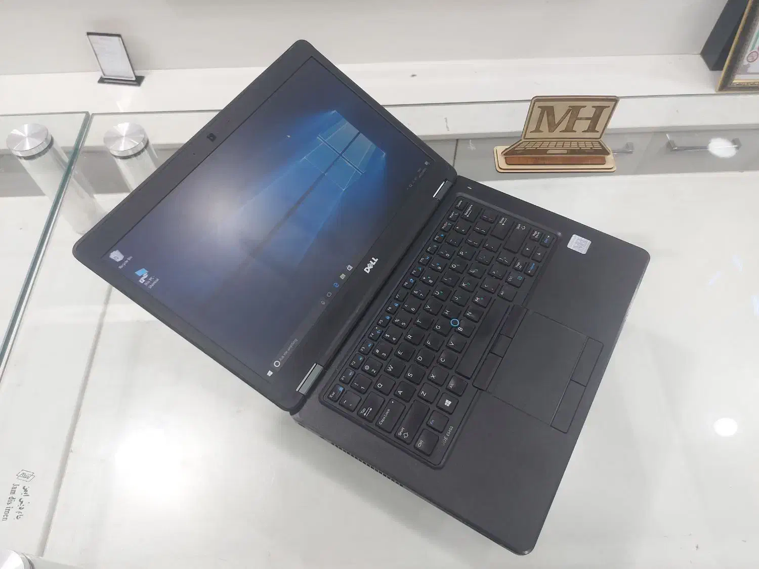 لپتاپ گرافیکی i7  رم 8 هارد 256 SSD صفحه فولاچدی|رایانه همراه|قم, صفائیه|دیوار