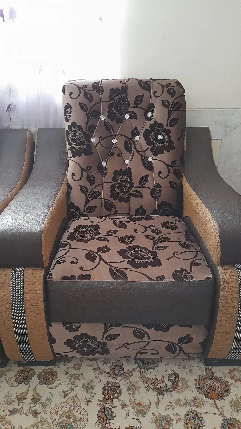 مبل راحتی ۷ نفره|مبلمان خانگی و میز عسلی|گلپایگان, |دیوار