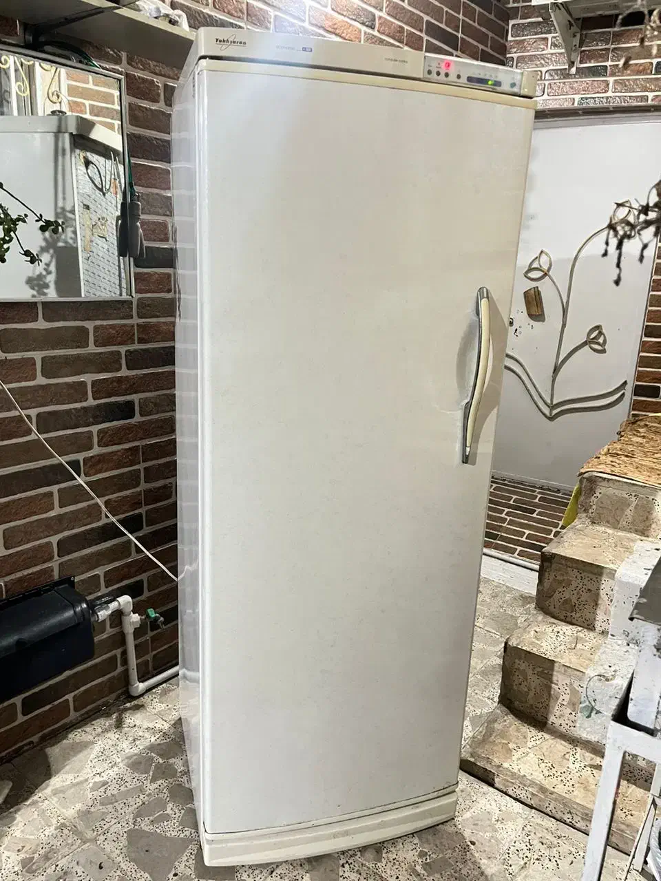 فریزر ایستاده|یخچال و فریزر|رشت, یخسازی|دیوار