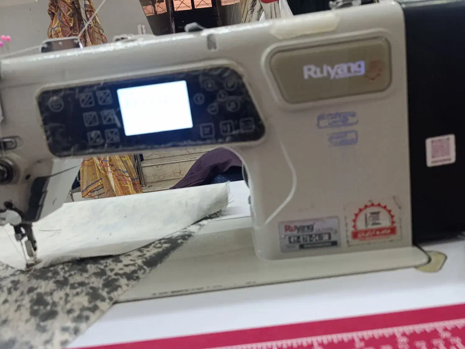 چرخ راسته دوز  کامپیوتری رویانگ 270sm|چرخ خیاطی و ریسندگی|محمدشهر, محمدشهر|دیوار