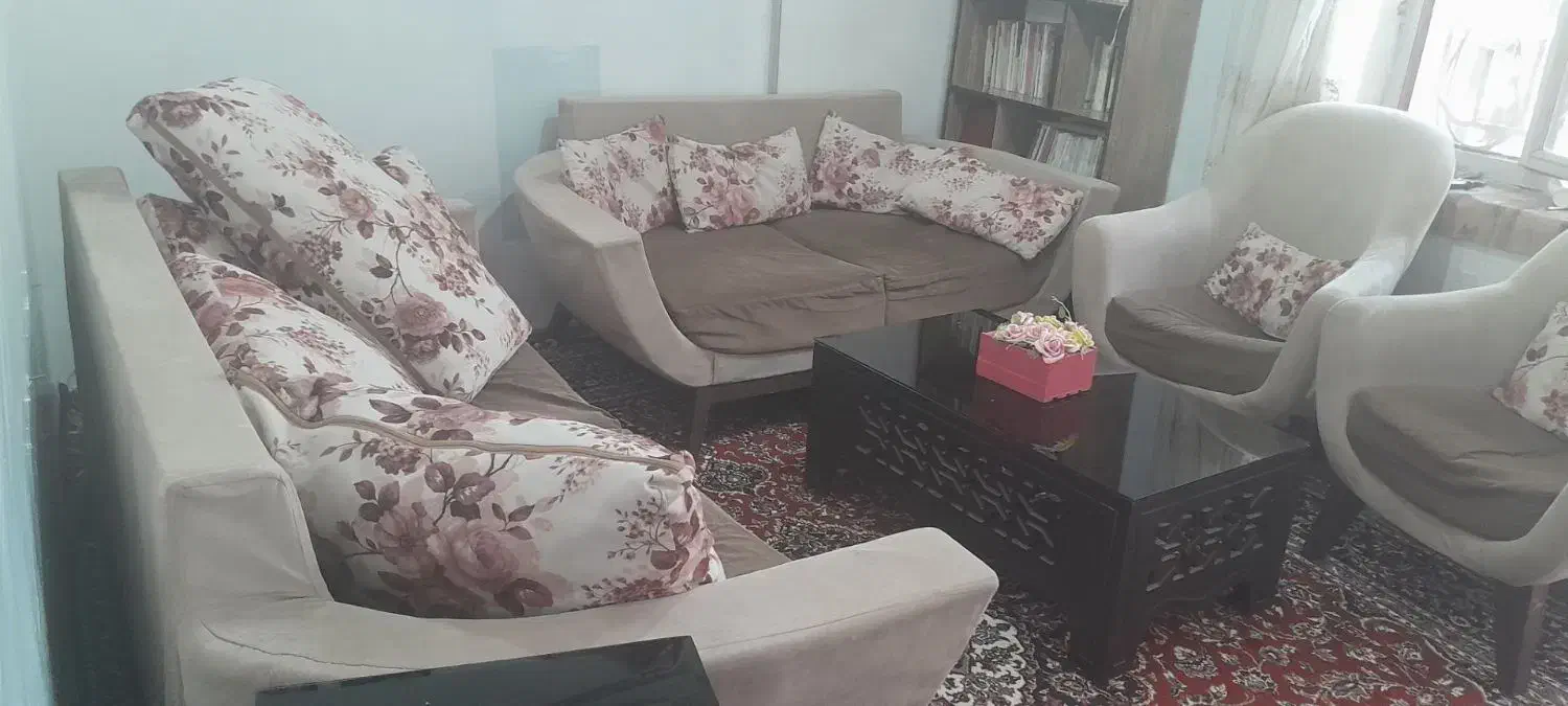 مبل هفت نفره|مبلمان خانگی و میز عسلی|اسلامآباد غرب, |دیوار