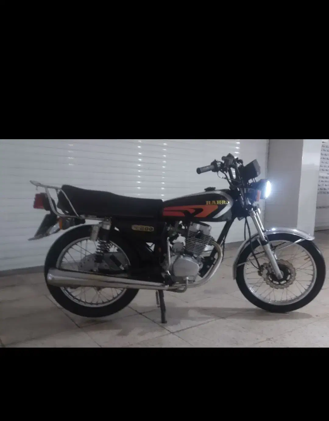 رهرو۲۰۰ کاربرات موشک زمینی|موتورسیکلت|صدرا-فارس, فاز ۱|دیوار