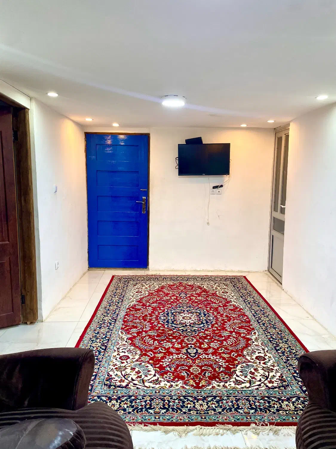 اجاره بلند مدت|اجارهٔ خانه و ویلا|اطاقور, |دیوار