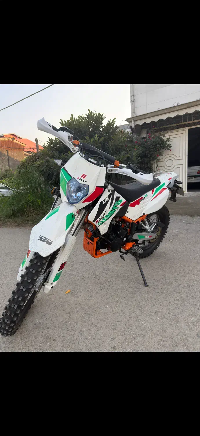 فلات ۲۵۰طرح کی تی ام|موتورسیکلت|لنگرود, |دیوار