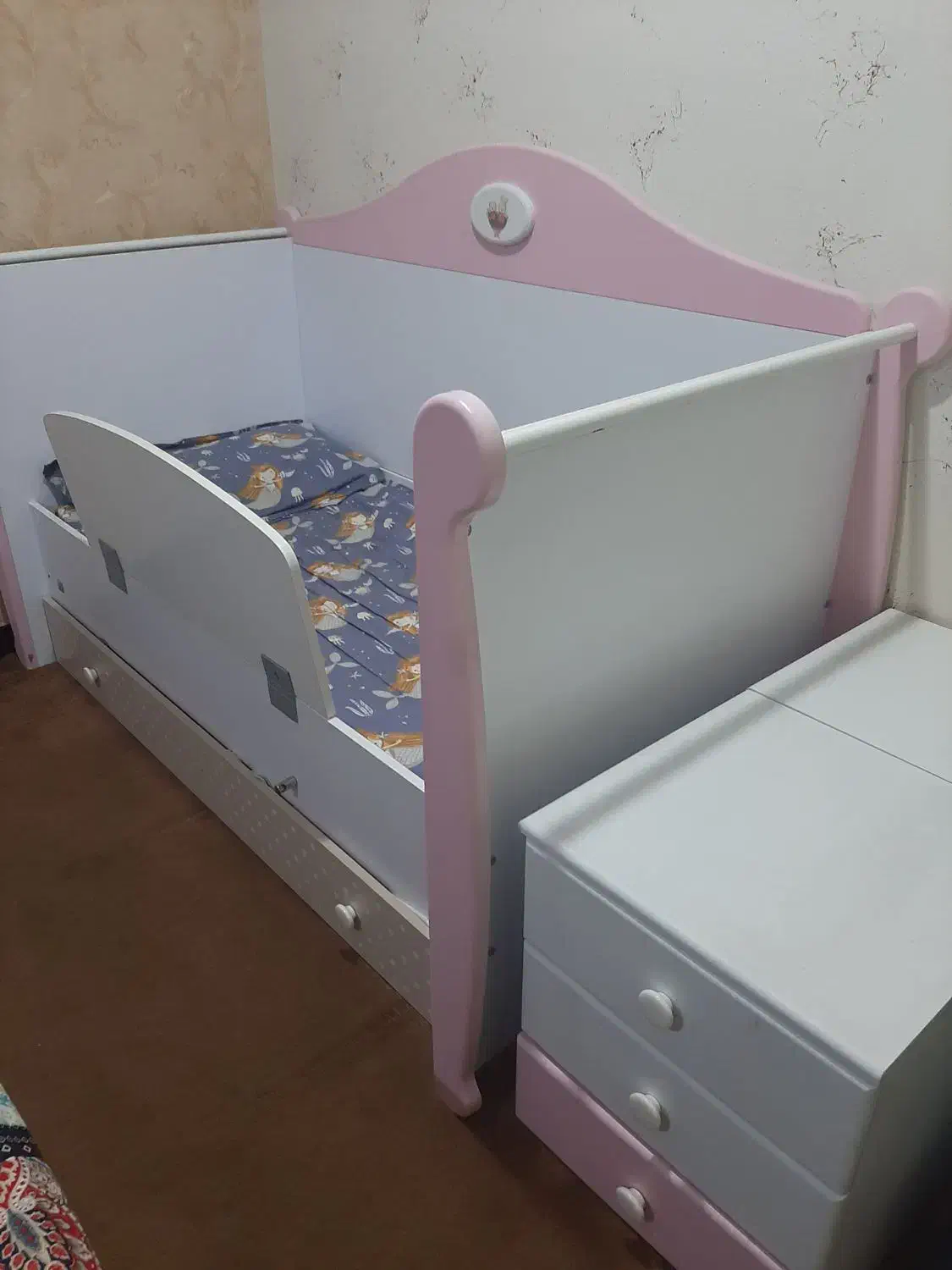 تخت دخترانه آپادانا|تخت و سرویس خواب|اهواز, فاز ۱ پادادشهر|دیوار