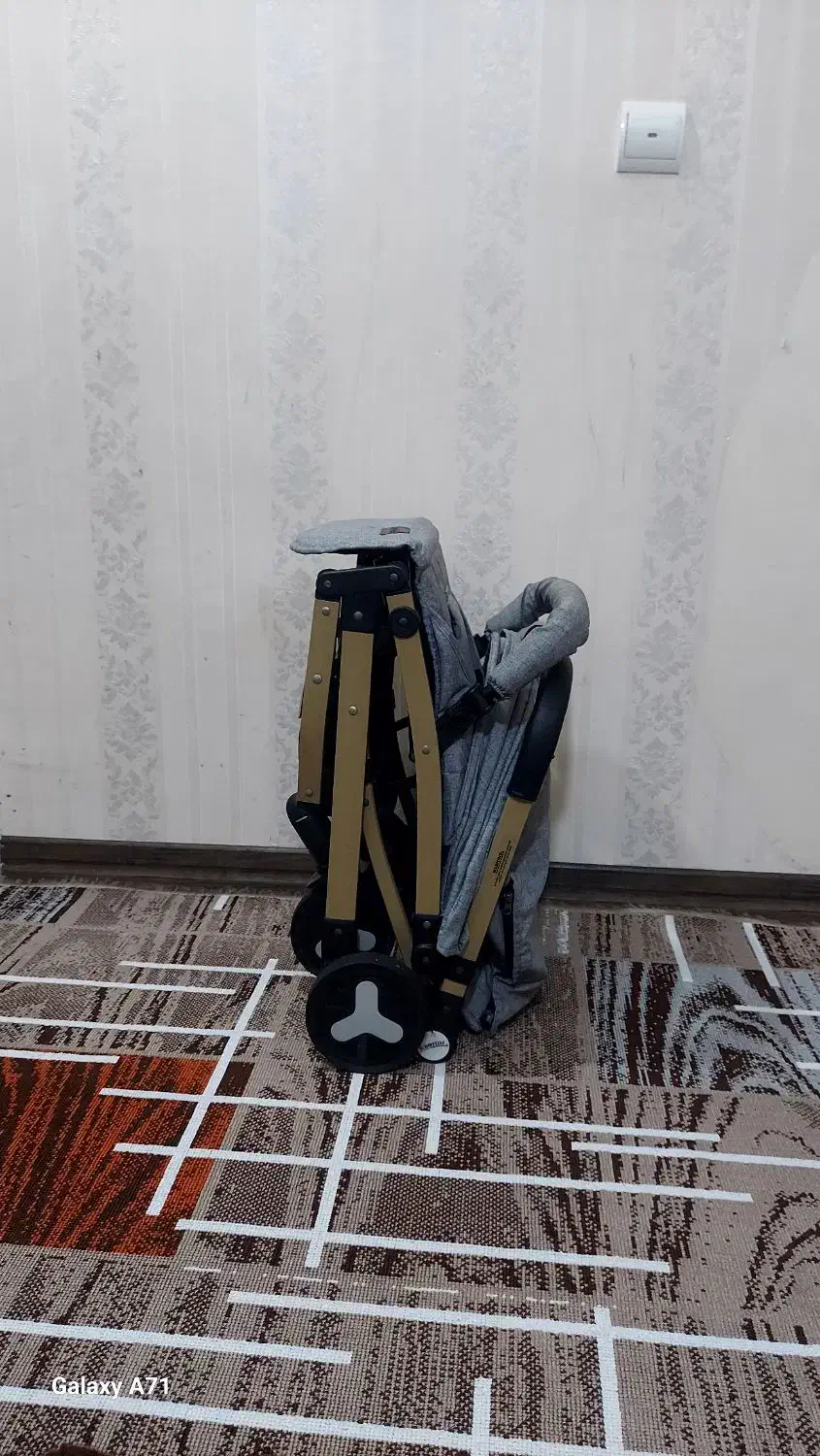 کالسکه کودک کم جا تاشو|کالسکه و لوازم جانبی|بندرعباس, |دیوار