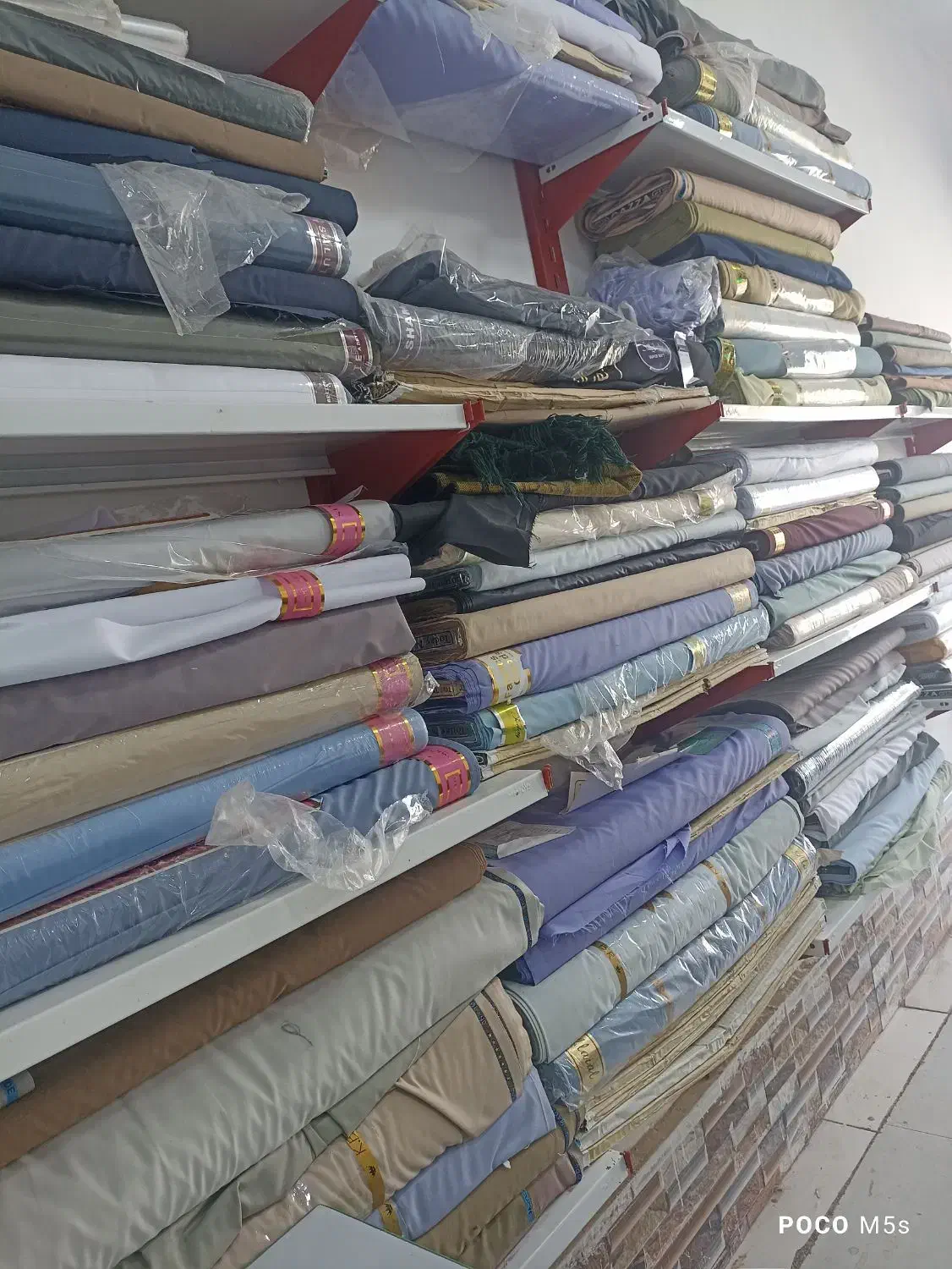 واگذاری اجناس مغازه|لباس|زابل, |دیوار