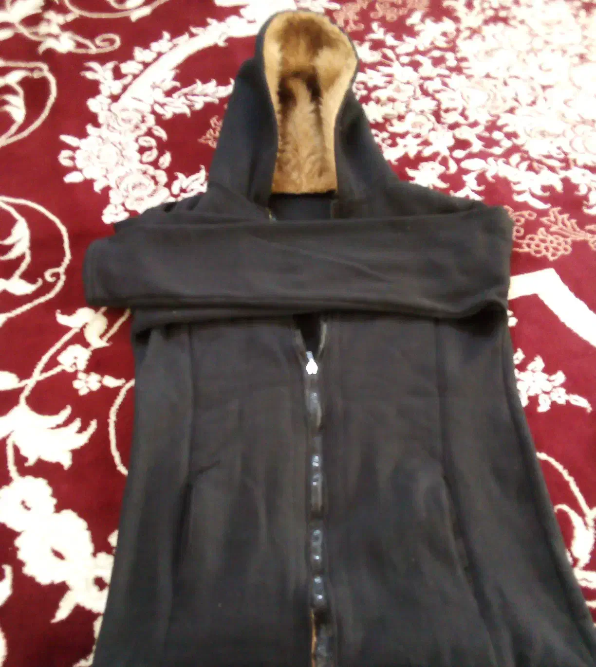 هودی‌ویا‌شینل‌تمیز|لباس|تربت‌حیدریه, دیزقند|دیوار