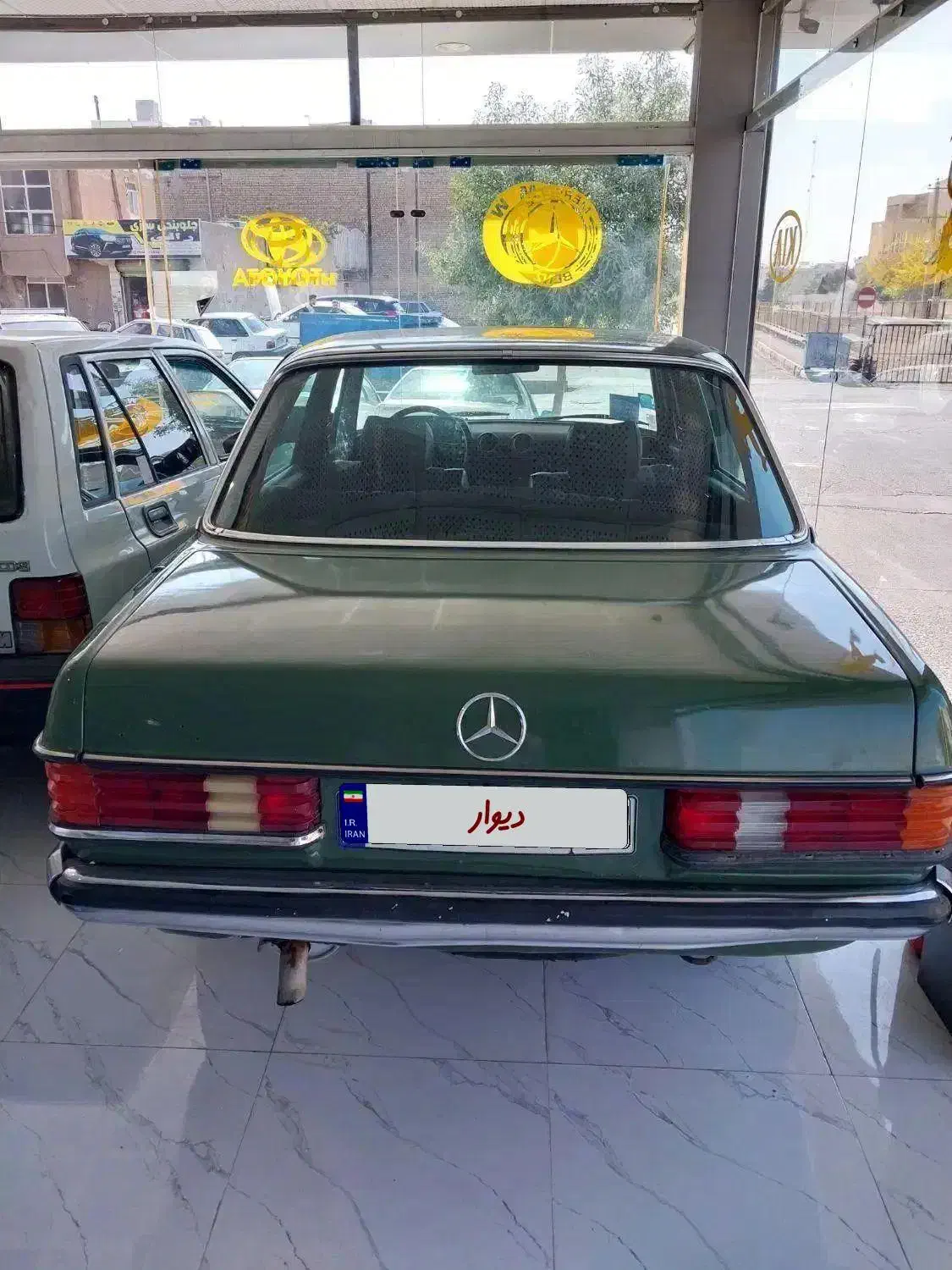 بنز۲۳۰مدل۱۹۷۹سالم وسلامت|خودرو کلاسیک|تهران, آبشار|دیوار