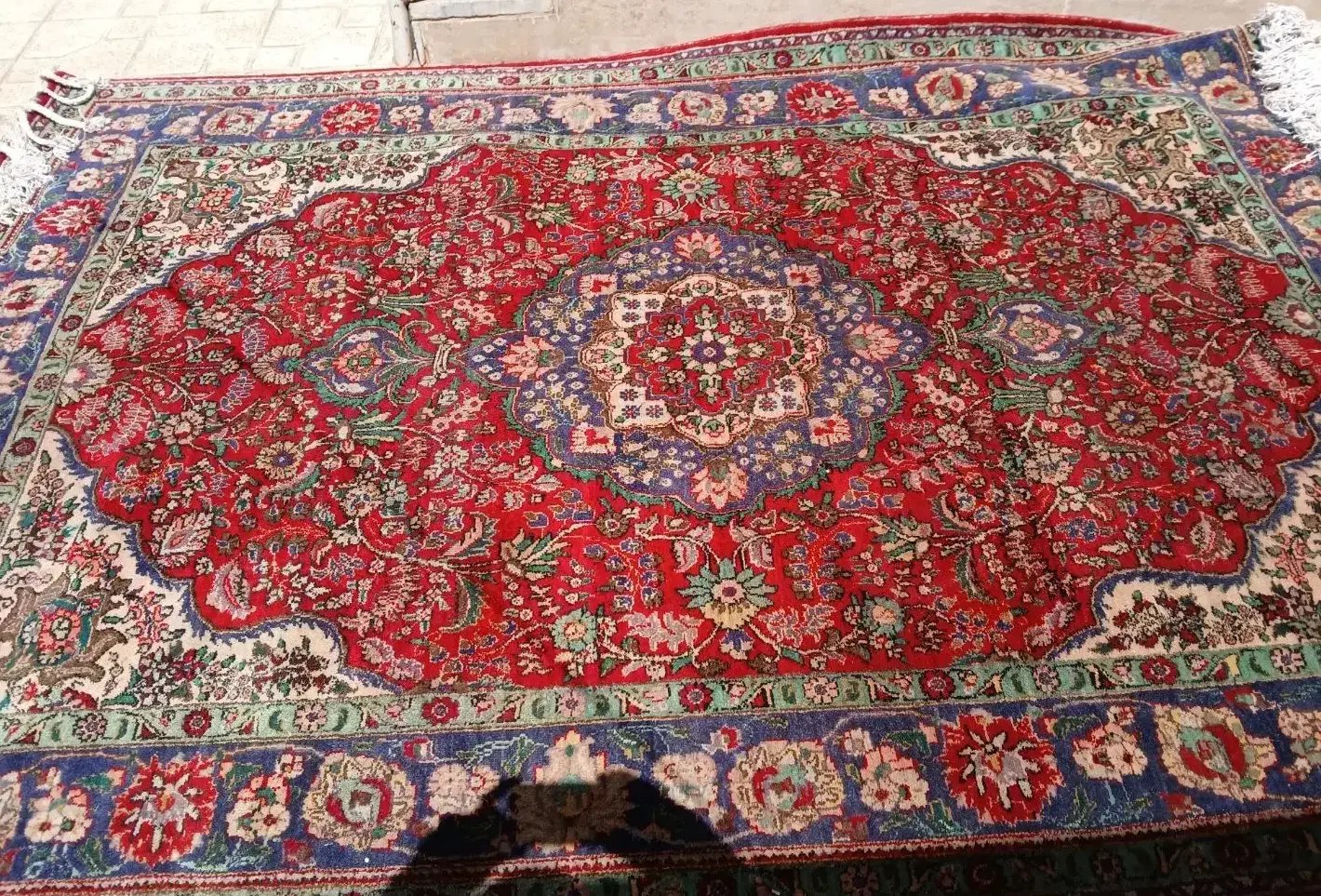 فرش دستباف پشمی 6 متری قرمز اصیل قیمت توافقی|فرش|خوی, |دیوار