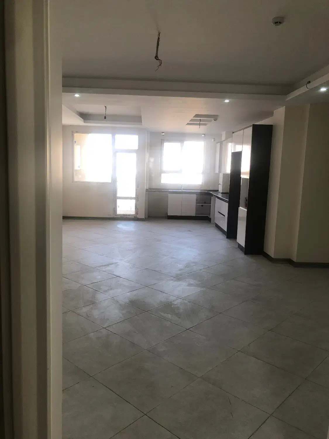 ۱۰۷متر ۲ خواب/کلید نخورده/فول امکانات