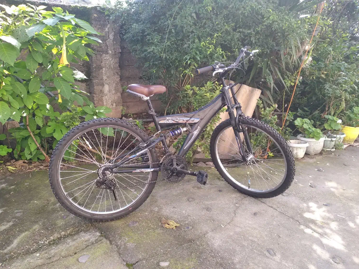 سالار جاده ها|دوچرخه، اسکیت، اسکوتر|سنگر, |دیوار