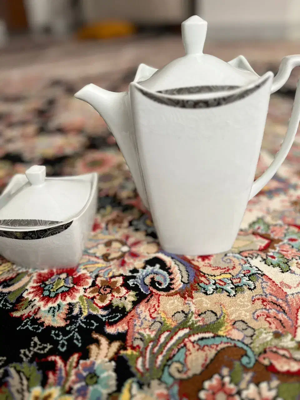 قوری قندان چینی نو|قوری، کتری، قهوهساز دستی|گرگان, |دیوار