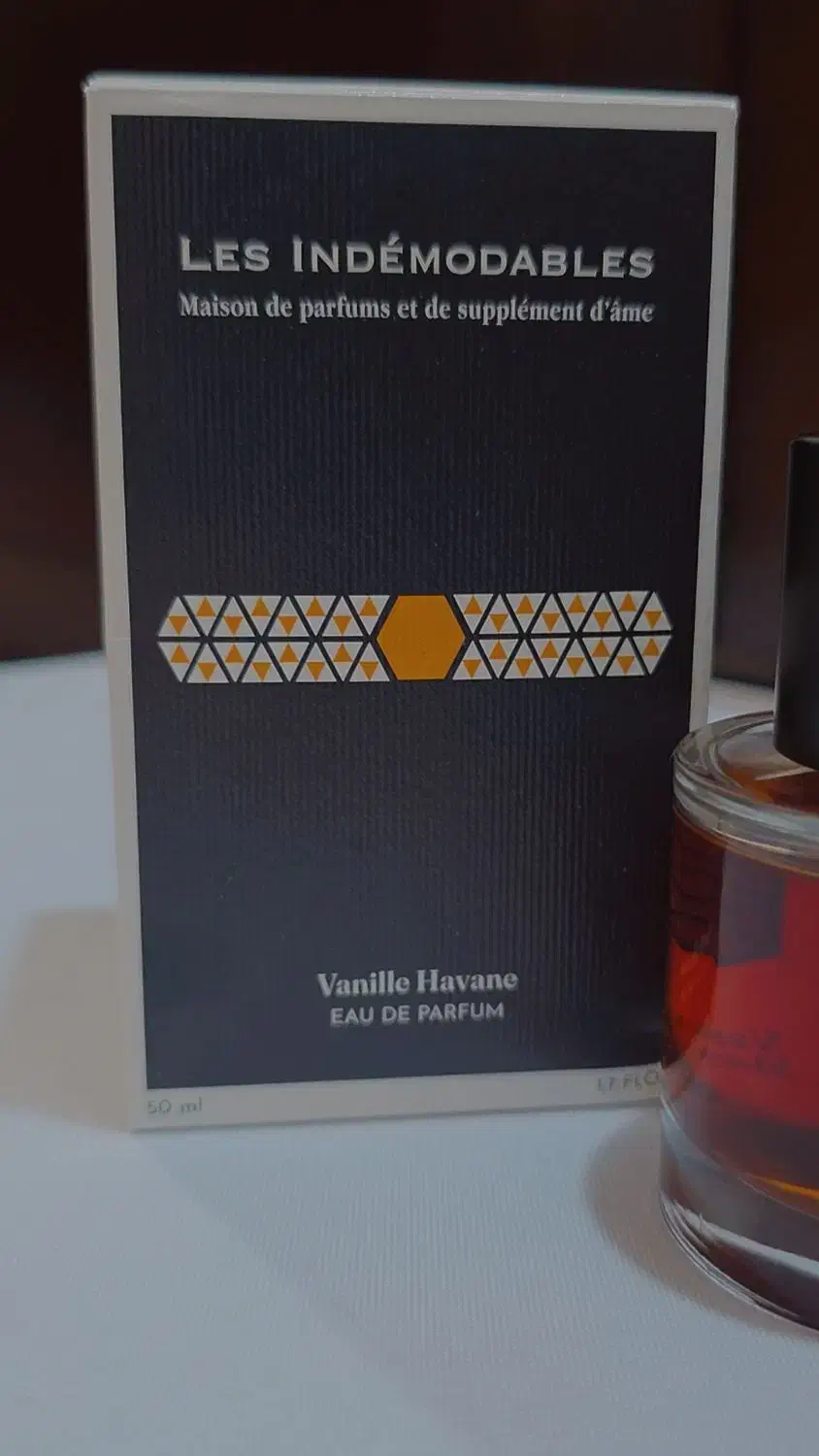 عطر وانیل هاوان|آرایشی، بهداشتی، درمانی|پارسیان, |دیوار