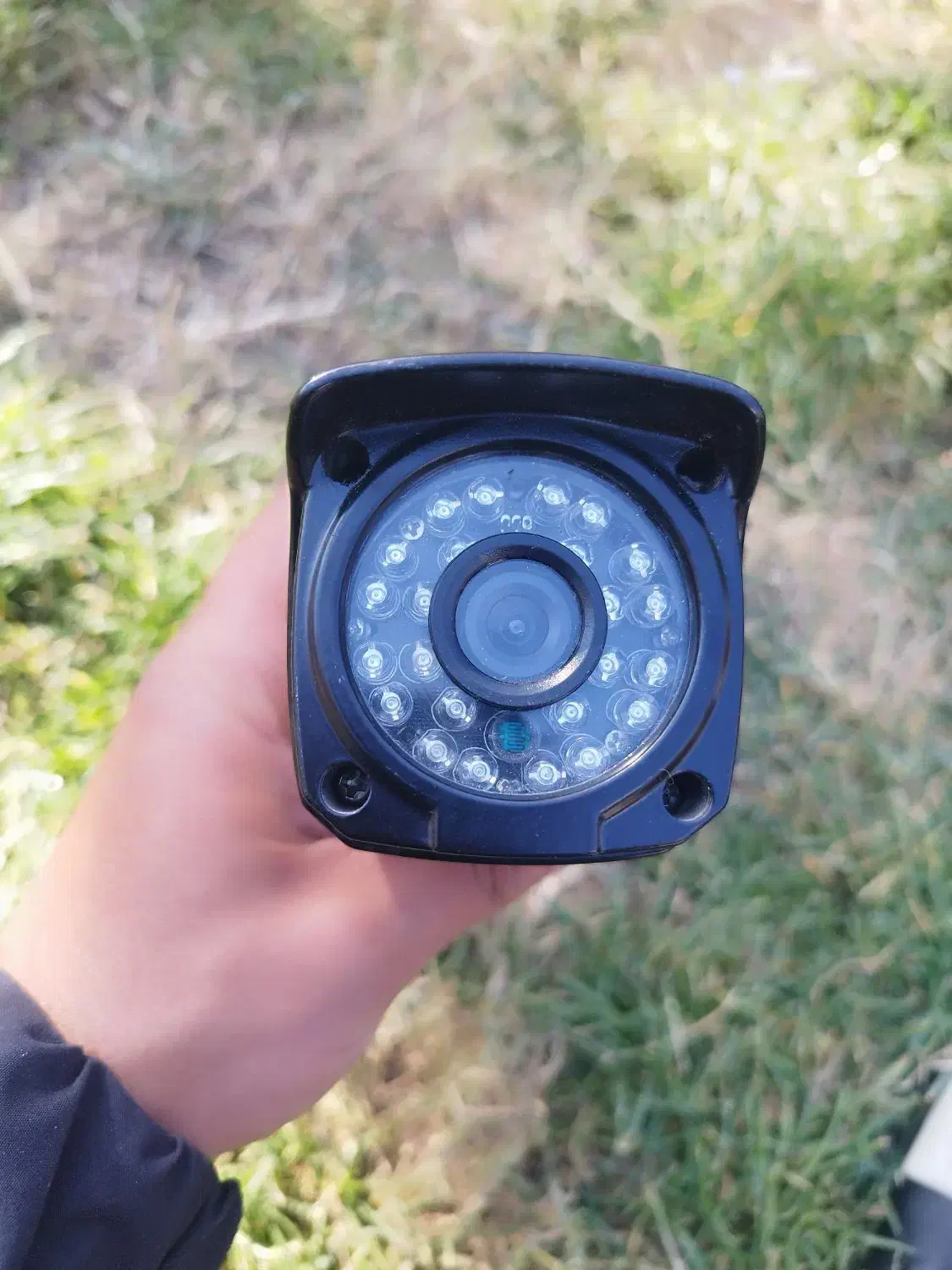 دوربین مداربسته|دوربین مداربسته|مشهد, نیروی هوایی|دیوار