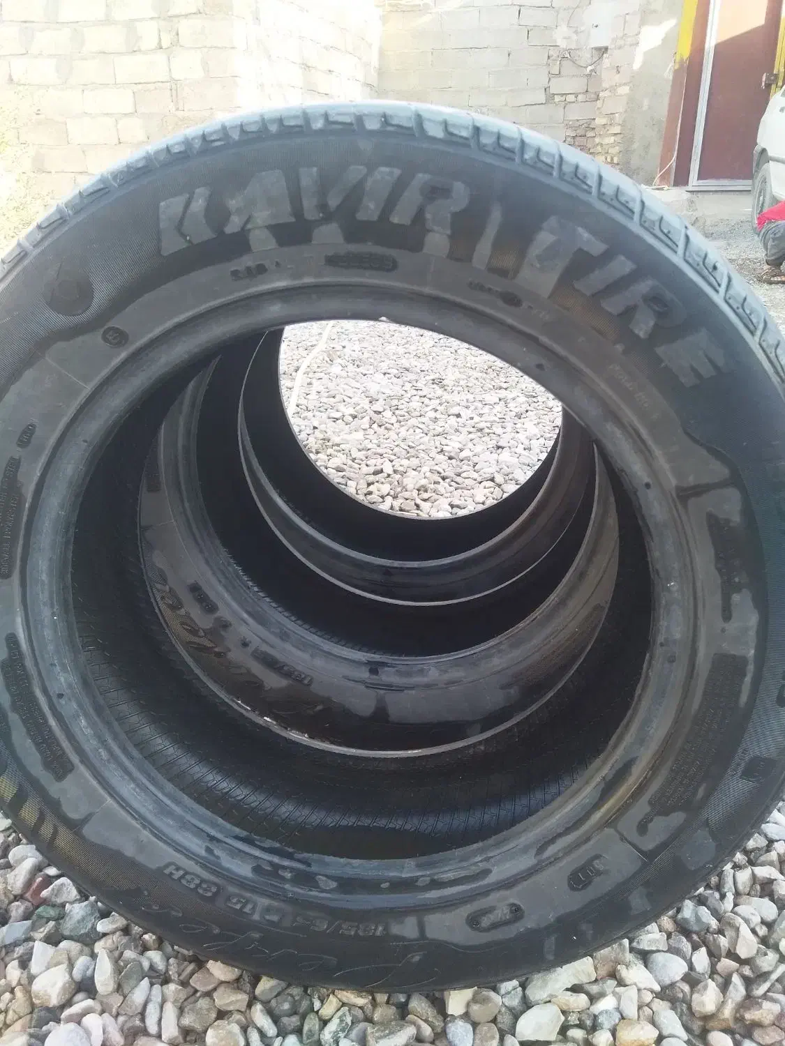 لاستیک پژو پارس دور پونزذه|قطعات یدکی و لوازم جانبی|خمک, |دیوار