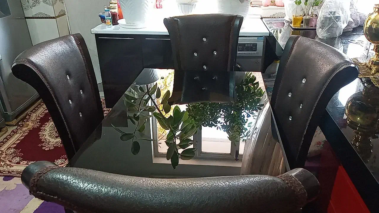 میز غذا خوری ۴ نفره در حد نو|میز و صندلی غذاخوری|میاندوآب, |دیوار