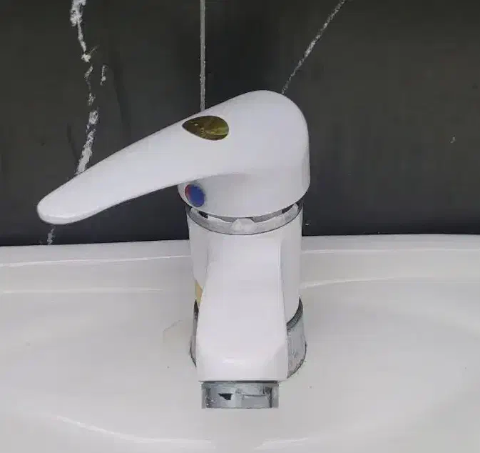 شیر روشویی و شیر توالت برلیان|لوازم سرویس بهداشتی|رشت, بوسار|دیوار