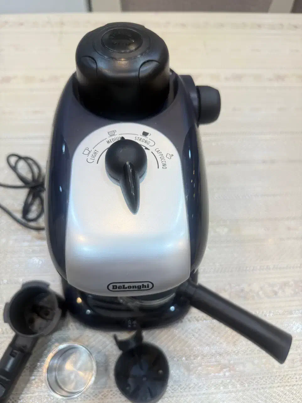 قهوه ساز خانگی دلونگی|سماور، چایساز، قهوهساز|خرمشهر, |دیوار