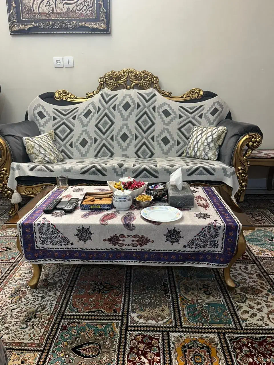 مبل ۱۰ نفره جنس چوب عالی|مبلمان خانگی و میز عسلی|تهران, ابوذر|دیوار