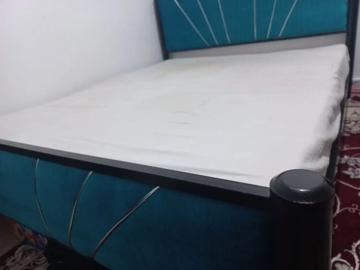 تخت خواب دو نفره|تخت و سرویس خواب|بروجرد, |دیوار