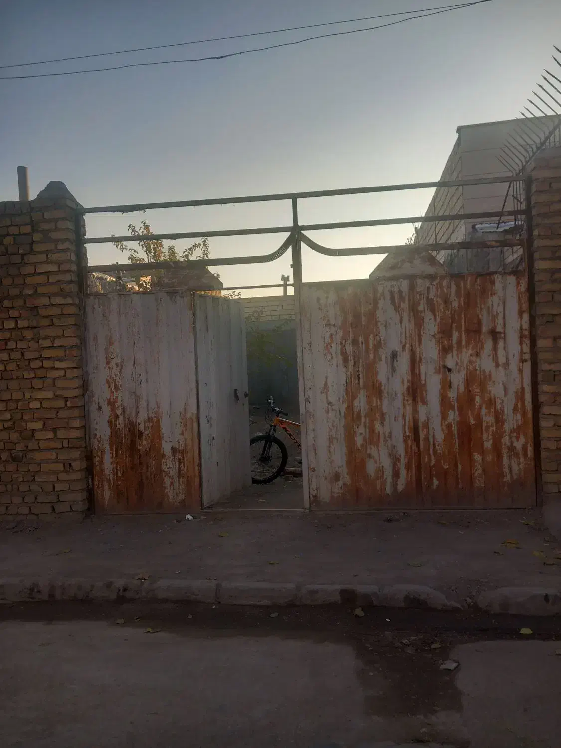 فروش زمین چهار دیواری|فروش زمین و ملک کلنگی|محمدیه-قزوین, |دیوار