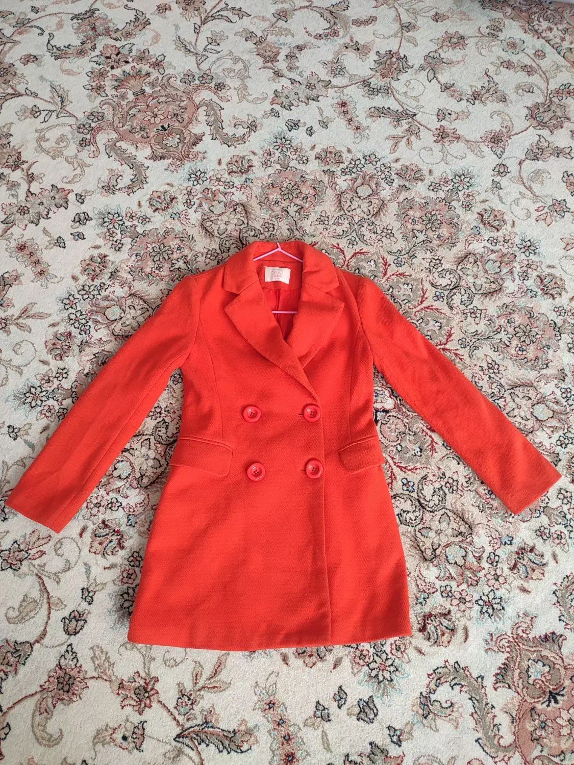 لباس زمستانی|لباس|صدرا-فارس, فاز ۱|دیوار