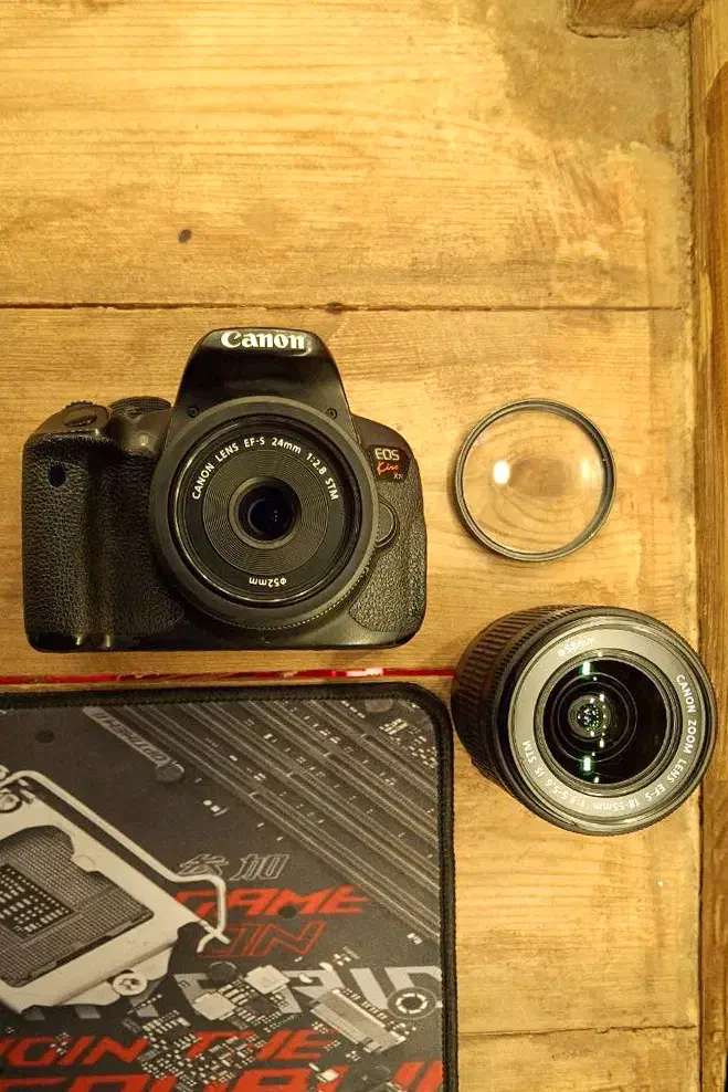 دوربین کانن۷۰۰dهمراه دو لنز|دوربین عکاسی و فیلم‌برداری|اراک, |دیوار