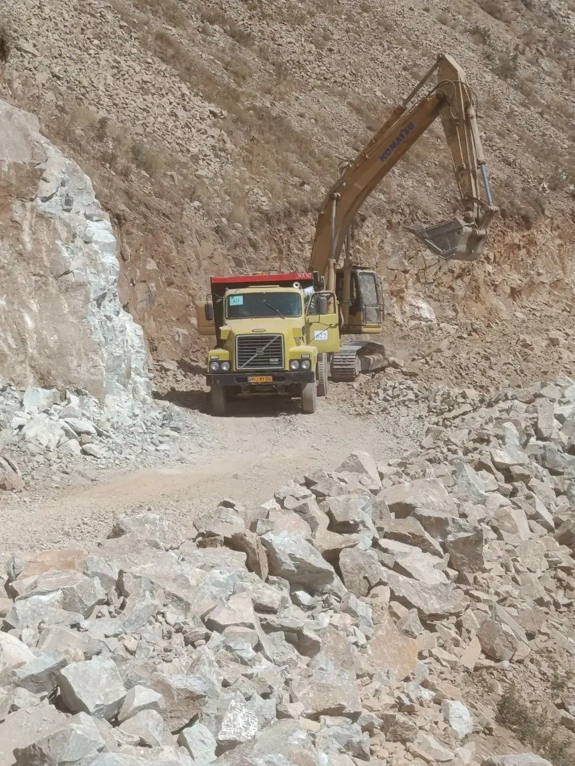 استخدام راننده ده چرخ|استخدام حمل و نقل|تبریز, |دیوار