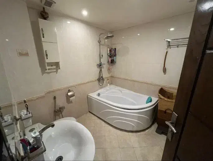 ۱۴۰ متر/سه خواب/دیباجی