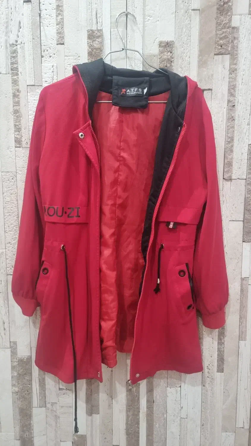 هودی و کت نو و لباس در حد نو|لباس|یزد, |دیوار