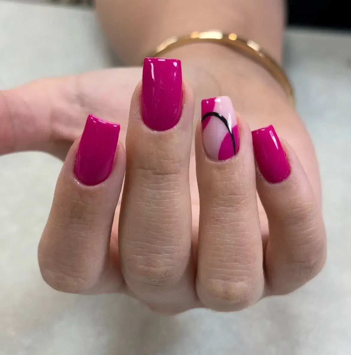 خدمات کاشت ناخن با بهترین متریال|خدمات آرایشگری و زیبایی|تبریز, |دیوار