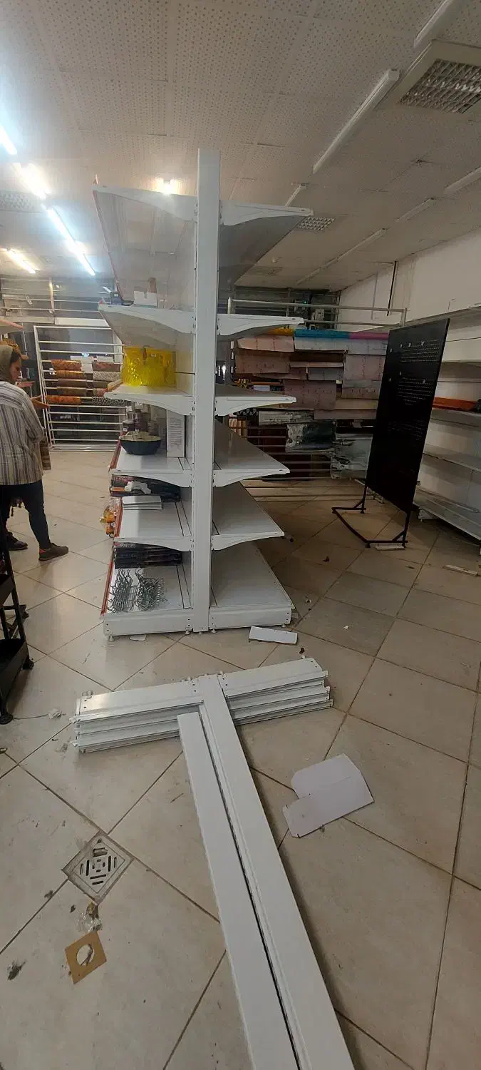 قفسه وسط ۶طبقه صنایع سنگی و قفسه دیواری ۵طبقه|فروشگاه و مغازه|رشت, احمد گوراب|دیوار