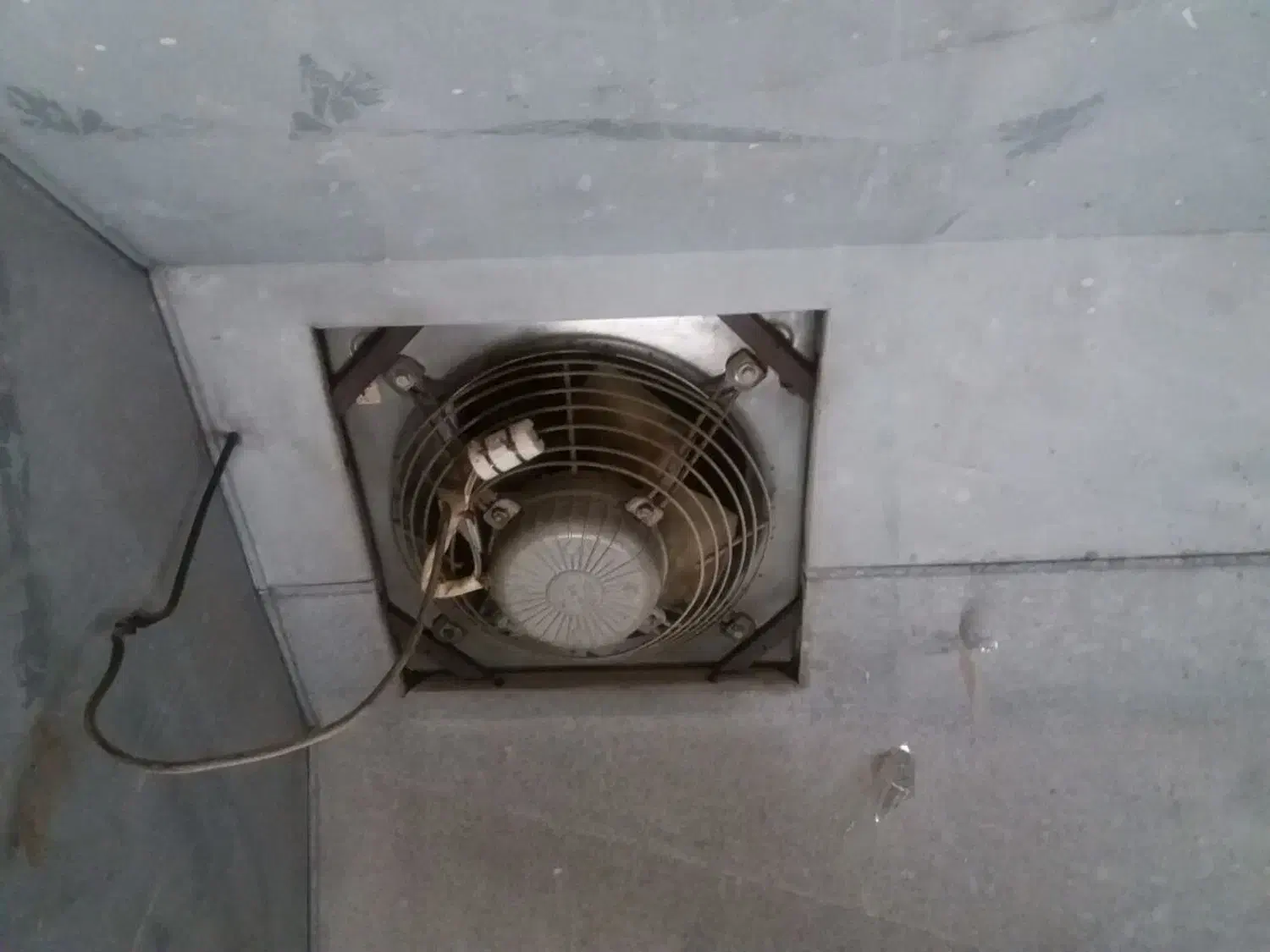 فن و هواکش ومشعل|پنکه و تصفیهکنندهٔ هوا|نجفآباد, یزدانشهر|دیوار