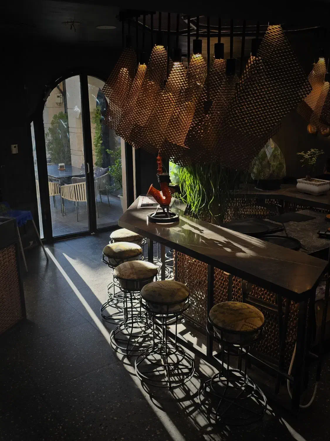 کافه و رستوران ایتالیایی|استخدام خدمات فروشگاه و رستوران|اصفهان, تخت فولاد|دیوار