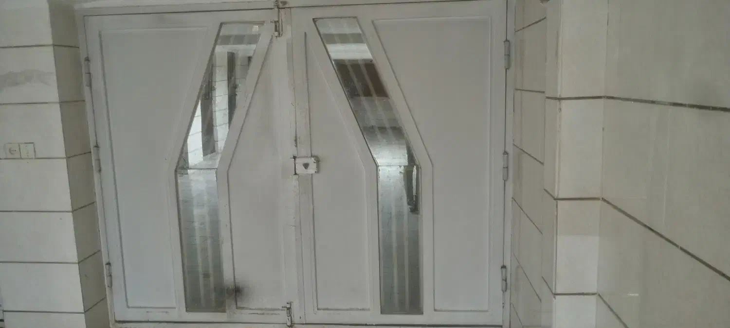 درب حیاط|مصالح و تجهیزات ساختمان|دلیجان, |دیوار