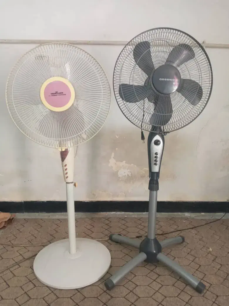 پنکه|پنکه و تصفیه‌کنندهٔ هوا|شیراز, کوشک میدان|دیوار