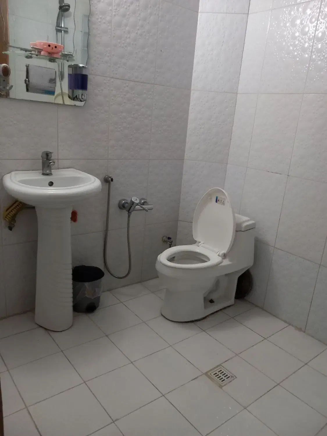 اجاره منزل روزانه و هفتگی و ماهانه|اجارهٔ کوتاه‌مدت آپارتمان و سوئیت|فولادشهر, C3|دیوار