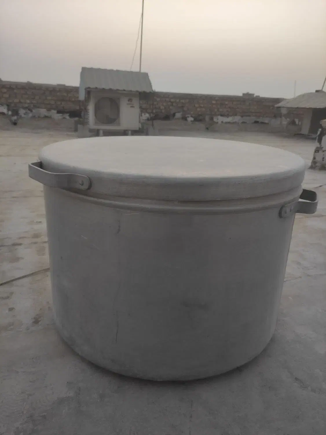 دیگ بزرگ|ظروف پختوپز|میناب, |دیوار