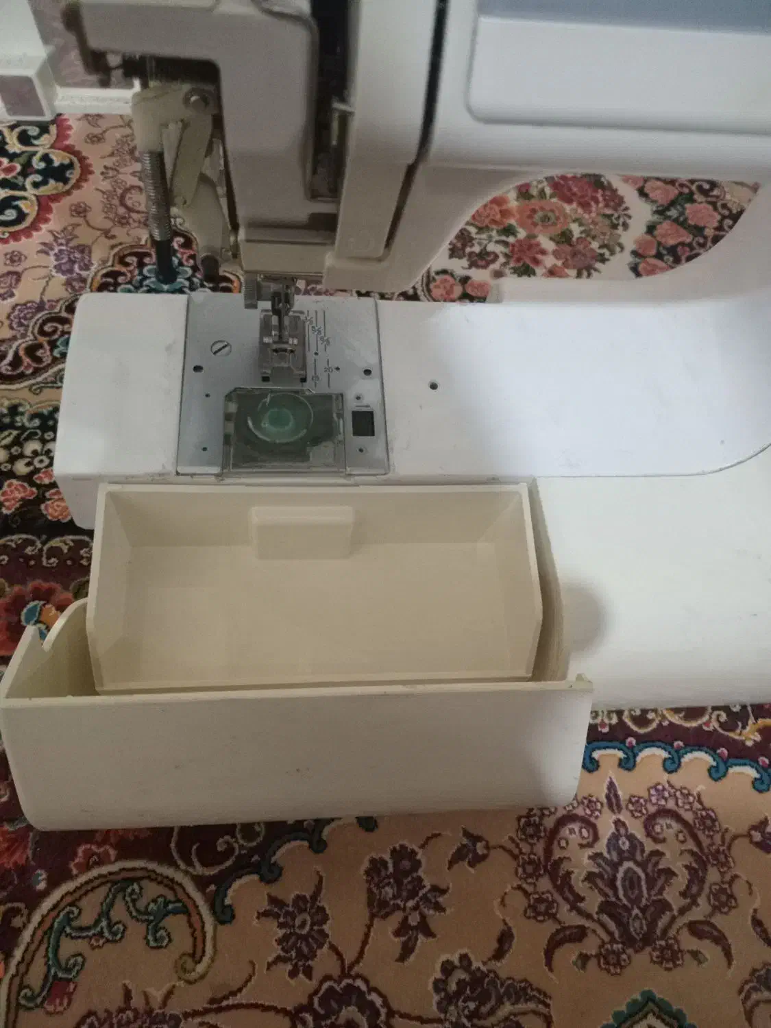 چرخ خیاطی صنعتی|چرخ خیاطی و ریسندگی|مسجد سلیمان, |دیوار