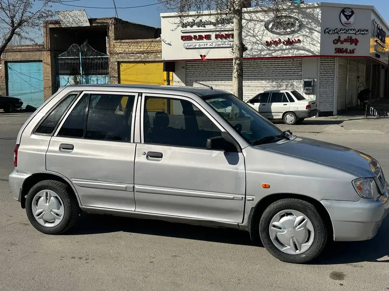 ۱۱۱ مدل ۹۵|خودرو سواری و وانت|همدان, |دیوار