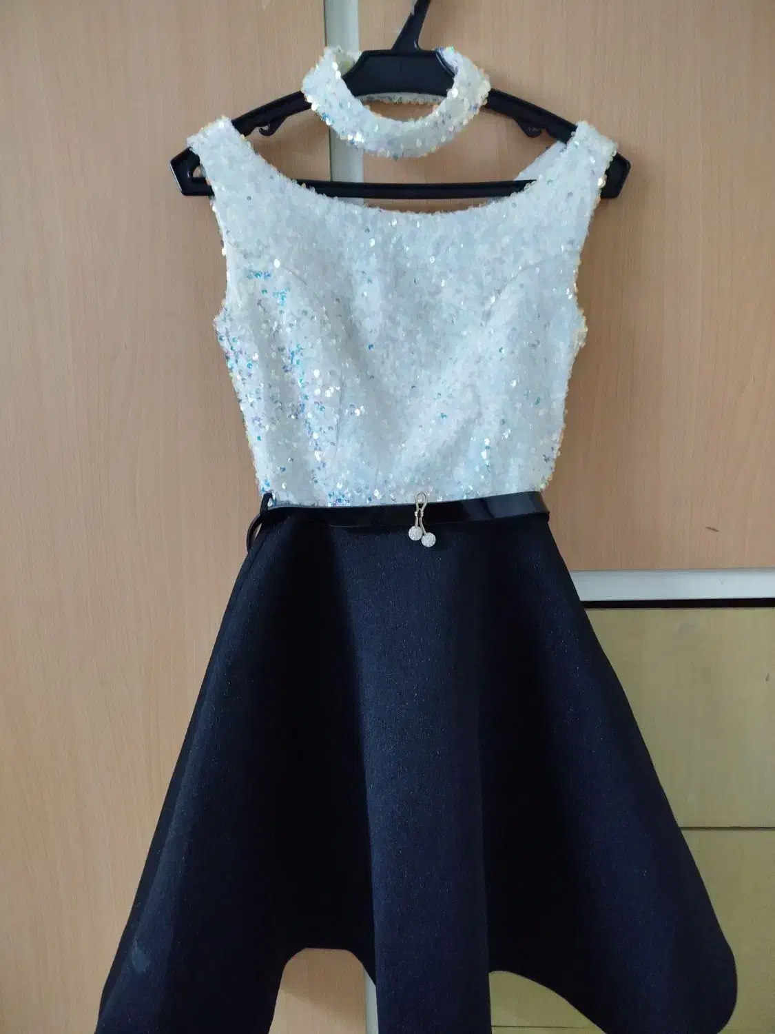 لباس مجلسی دخترانه|لباس|بومهن, |دیوار