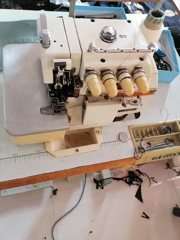 5نخ سردوز|چرخ خیاطی و ریسندگی|هشتگرد, مدرس|دیوار