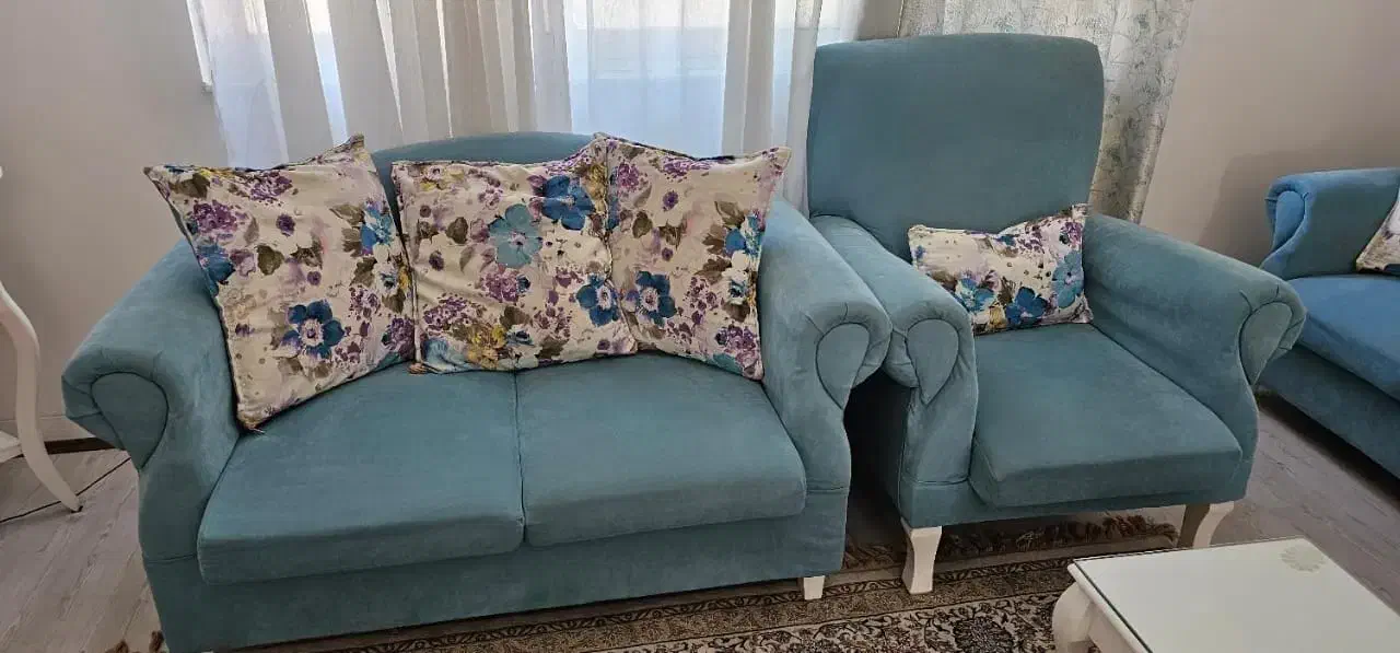 مبل راحتی|مبلمان خانگی و میز عسلی|پرند, فاز ۵|دیوار