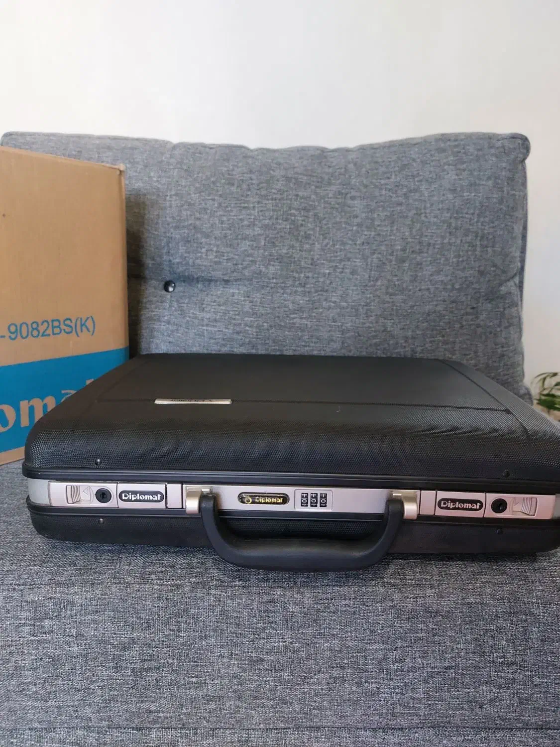 کیف سامسونت دیپلمات اصل تایوانی|کیف، کفش، کمربند|شیراز, گلدشت معالی‌آباد|دیوار