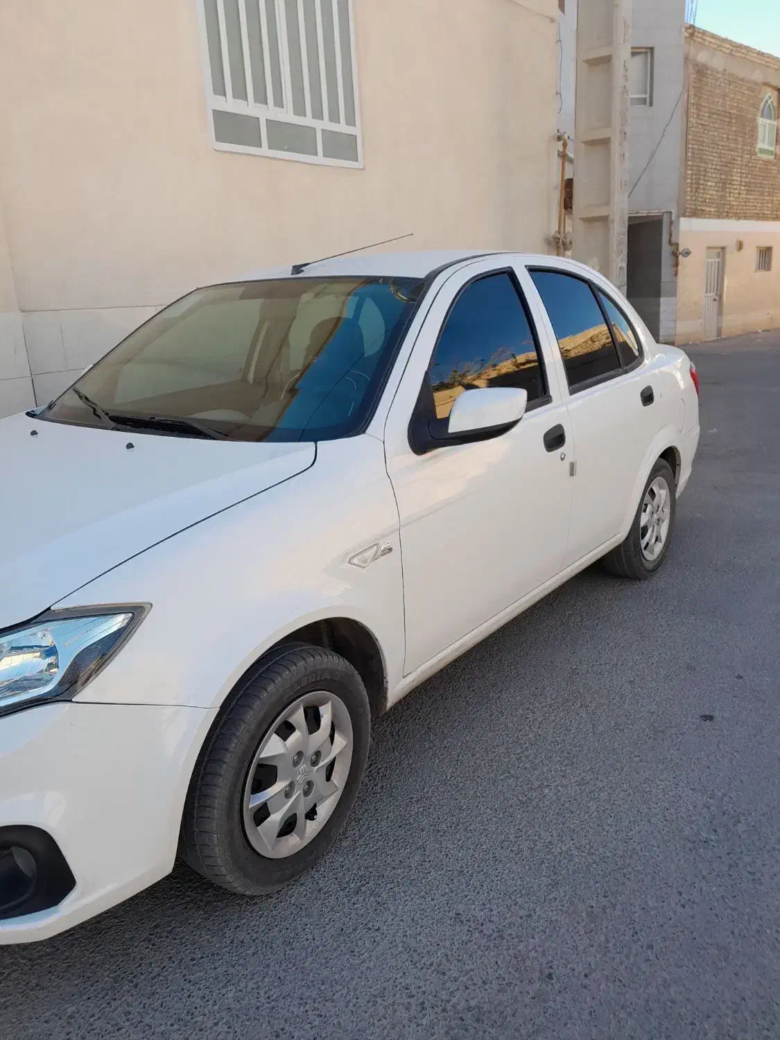 ساینا s ۴۰۱|خودرو سواری و وانت|میبد, |دیوار